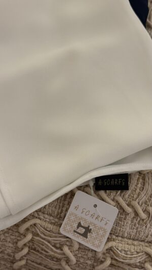 كريب اوف وايت ـ OFF WHITE CREPE