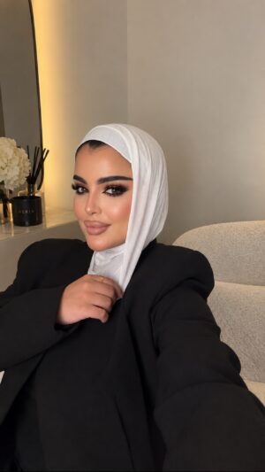 كلينكس اوف وايت .. CLINICS OFF WHITE